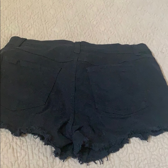 KLIQUE DENIM SHORTS EXCELLENT CONDITION WORN ONCE - Picture 2 of 2